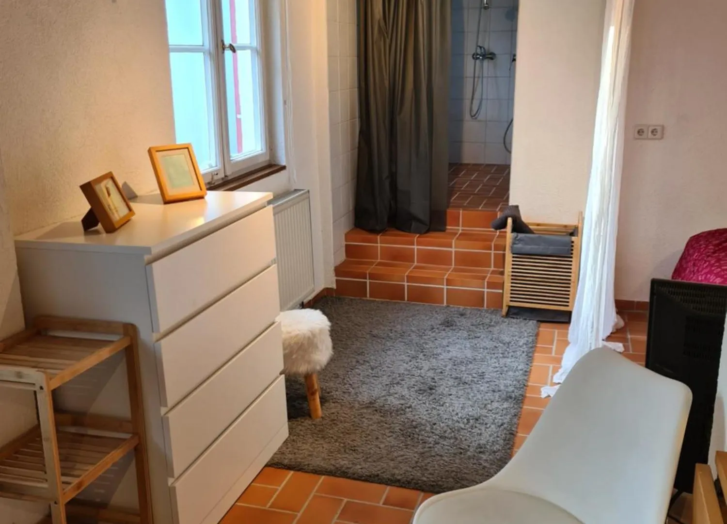 Apartment Kl. Cottage Im Grunen, N. S-Bahn Stuttgart