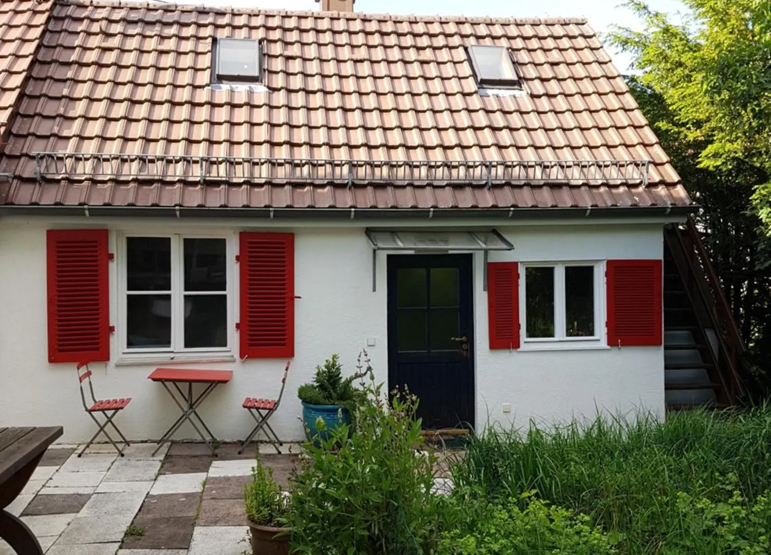 Kl. Cottage Im Grunen, N. S-Bahn Stuttgart